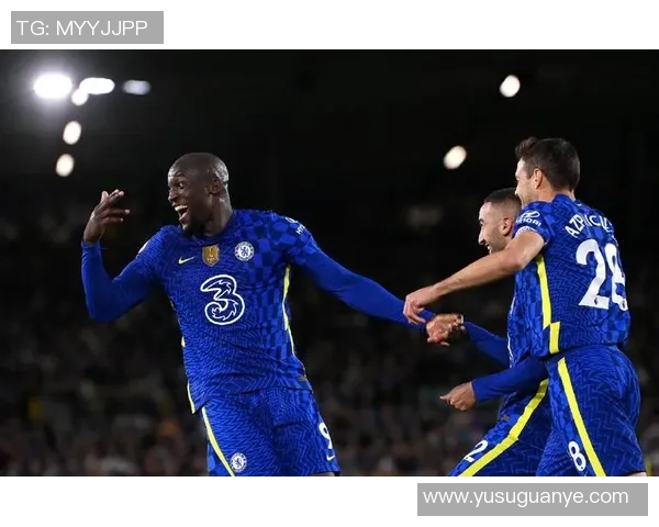 切尔西主场迎战利兹联双方争夺英超关键三分之战