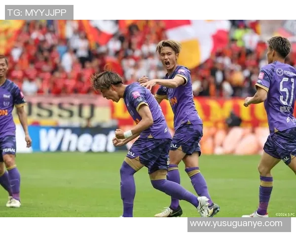 神户胜利船与鹿岛鹿角在天皇杯的激烈对决回顾与分析